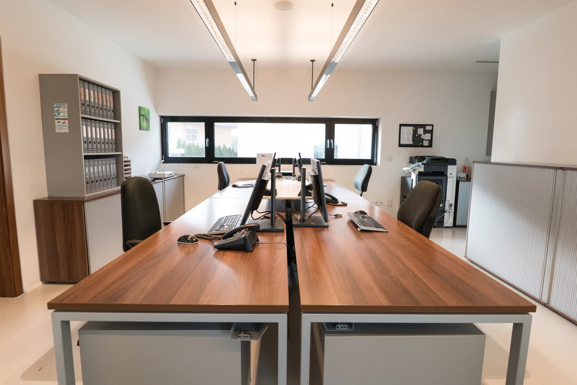 Büro und Unterlagen bei Bestattungsinstitut Neurauter
